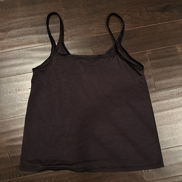 Reversible Silky Camisole with Square Neck or V-Neck - Picture 2 of 3